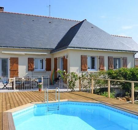 Bed and Breakfast Les petits chenes La Pellerine  Exterior foto